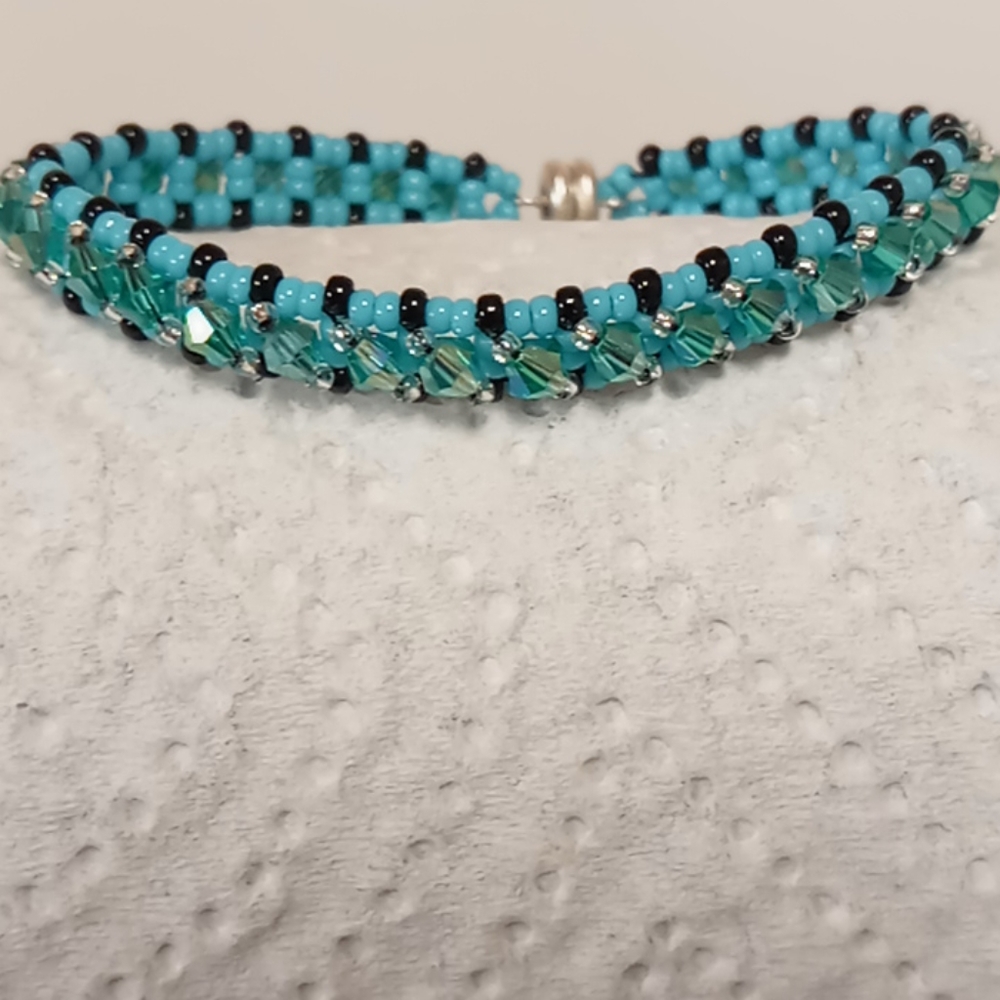 Bracelet - Picture 2 of 4